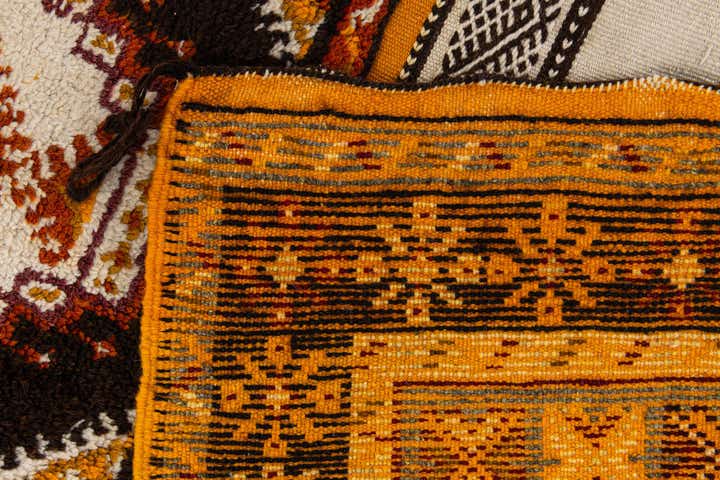 3' 6 x 6' 8 Hand Knotted Moroccan Wool Rug