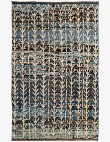 5' x 8' 4 Hand Knotted Moroccan Wool Rug