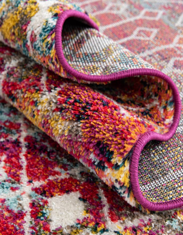 Detail image of 9' x 12' Moroccan Trellis Rug