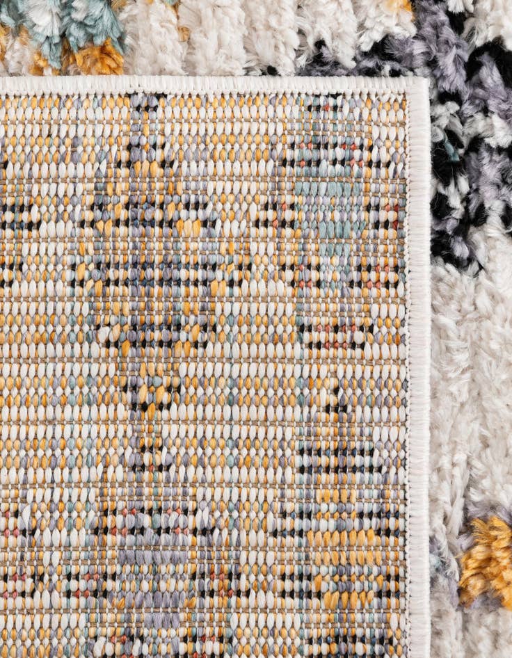 Detail image of 8' x 10' Morocco Rug