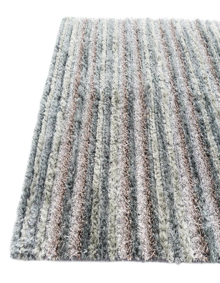 Detail image of 5' x 6' 7 Multi-Tone Shag Rug