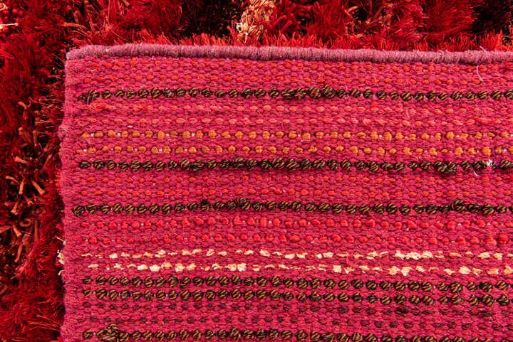 5' 8 x 8' Hand Knotted Multi-Tone Shag Rug