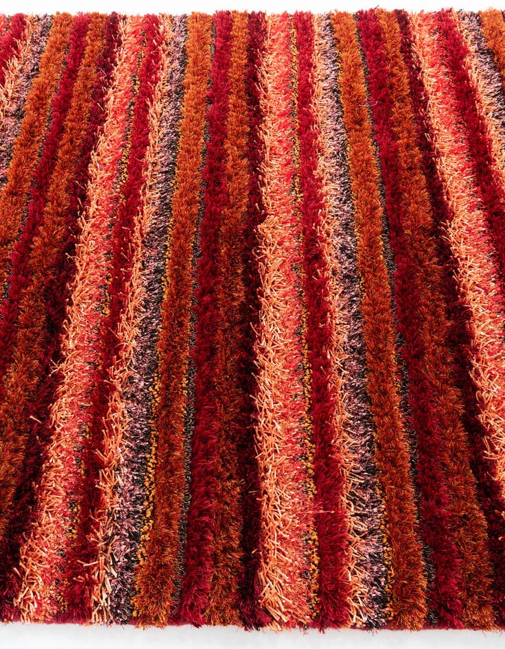 Detail image of 5' 6 x 7' 6  Hand Knotted Multi-Tone Shag Rug