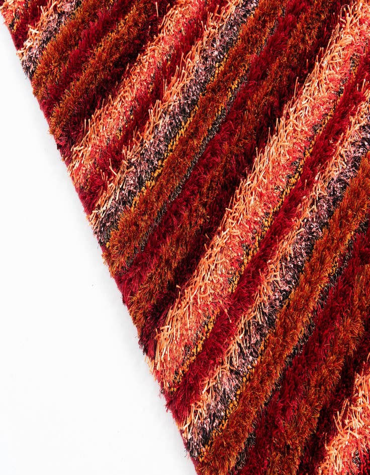 Detail image of 5' 6 x 7' 6  Hand Knotted Multi-Tone Shag Rug