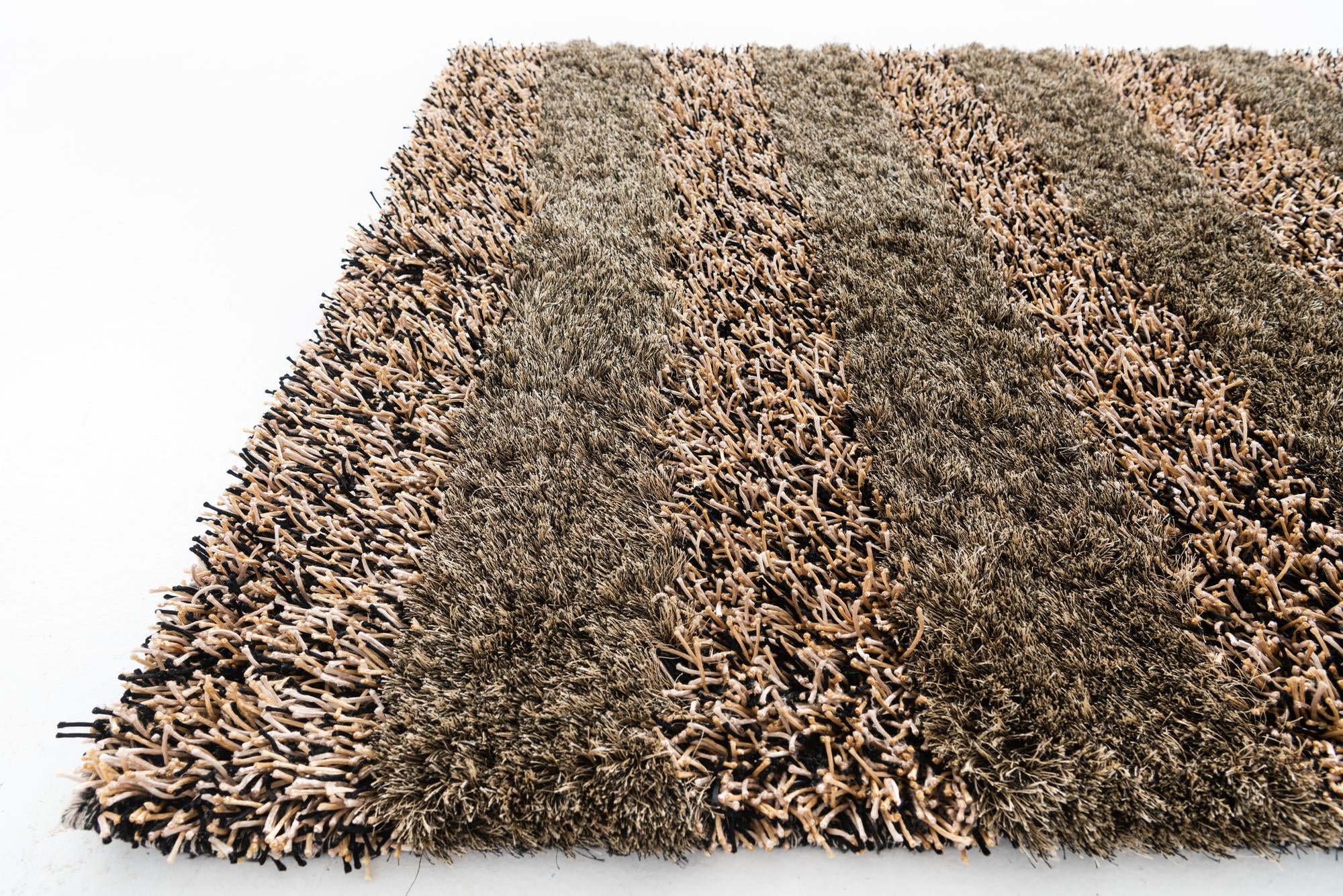 5' 1 x 6' 7 Hand Knotted Multi-Tone Shag Rug