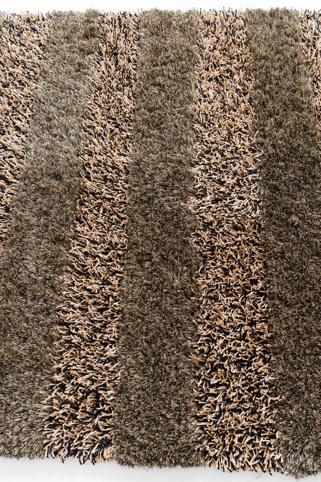 Detail image of 5' 1 x 6' 7 Hand Knotted Multi-Tone Shag Rug