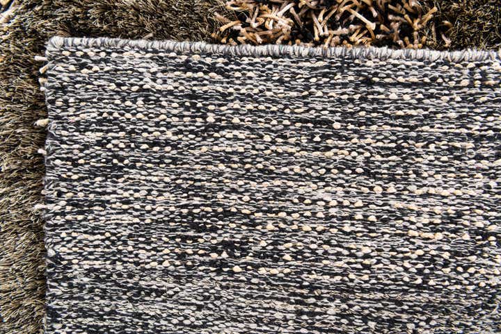 5' 1 x 6' 7 Hand Knotted Multi-Tone Shag Rug