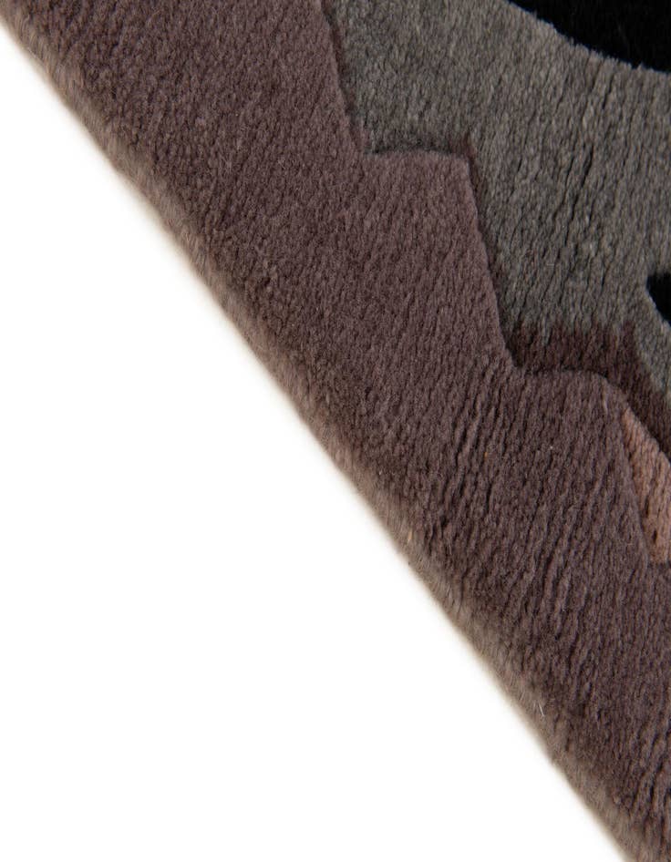 Detail image of 4' 1 x 5' 11  Hand Knotted Nepal Wool Rug