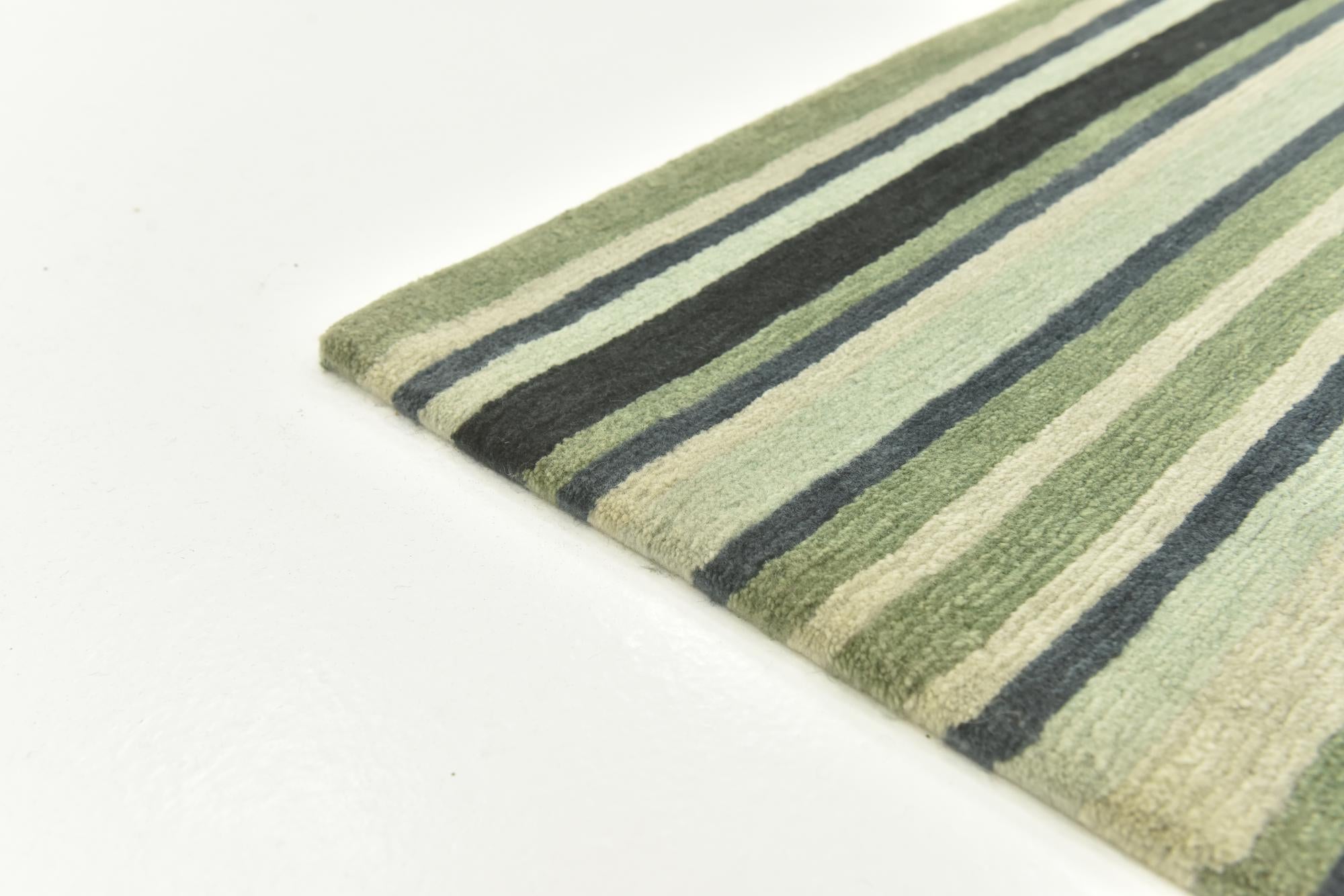 4' 9 x 6' 5 Hand Knotted Nepal Wool Rug