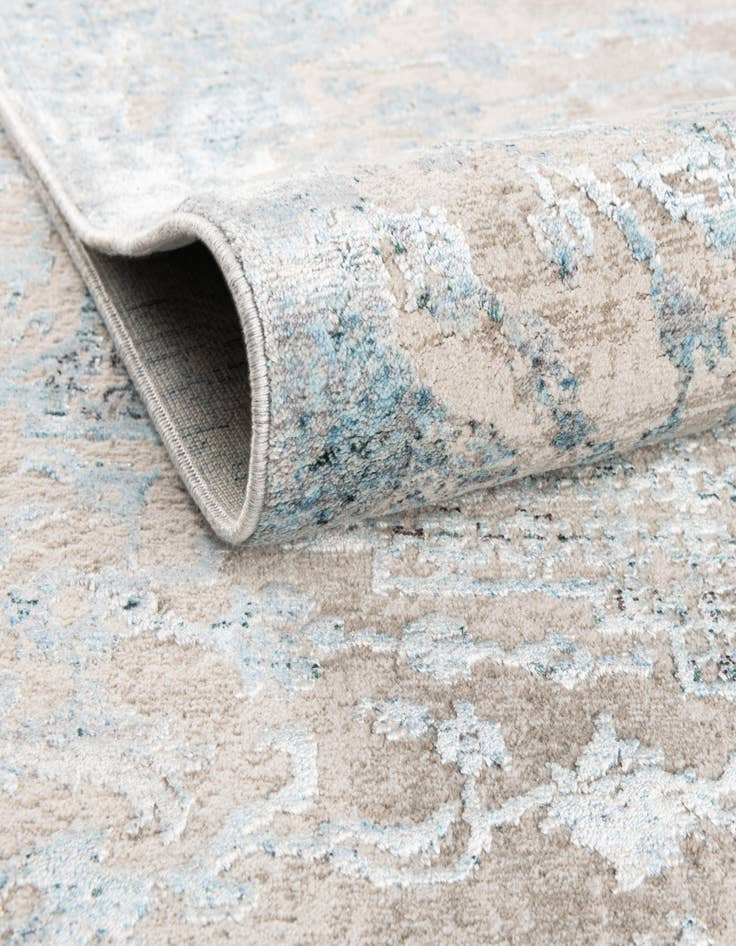 Detail image of 5' 3 x 8' Noble Rug