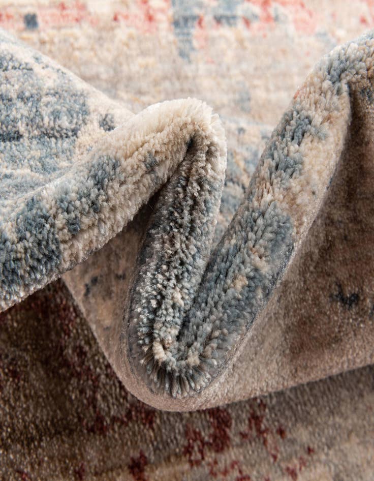 Detail image of 5' 3 x 7' 10 Noble Rug