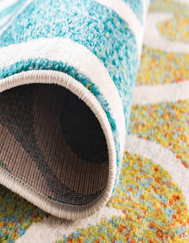 Detail image of 4' x 6' Open Hearts Rug