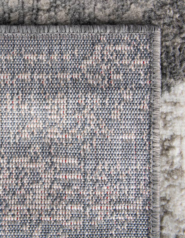Detail image of 7' 10 x 10' Oslo Rug