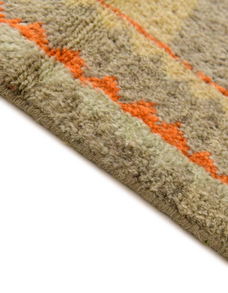 Detail image of 2' 8 x 3' 8 Hand Knotted Oushak Wool Rug