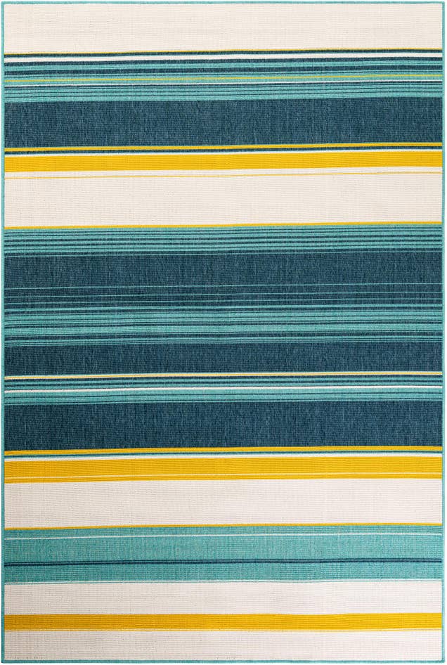 Detail image of 6' x 9' Easy-Clean Border Indoor / Outdoor Rug