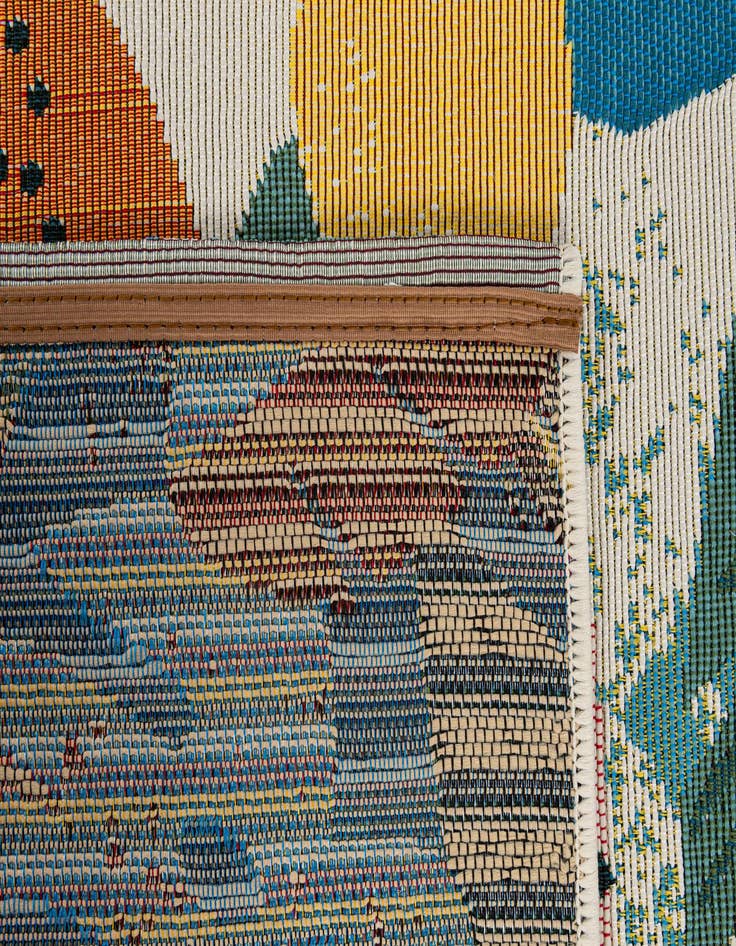 Detail image of 2' x 3' Washable Botanical Indoor / Outdoor Rug