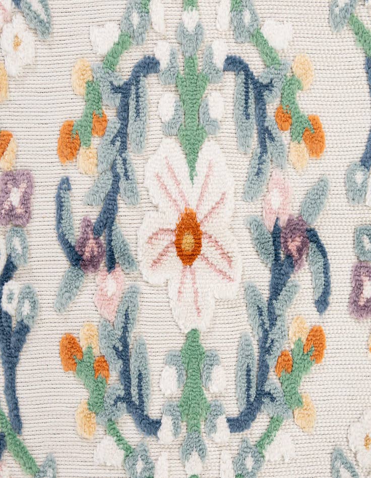 Detail image of 5' 4 x 7' 6  Washable Botanical Indoor / Outdoor Rug