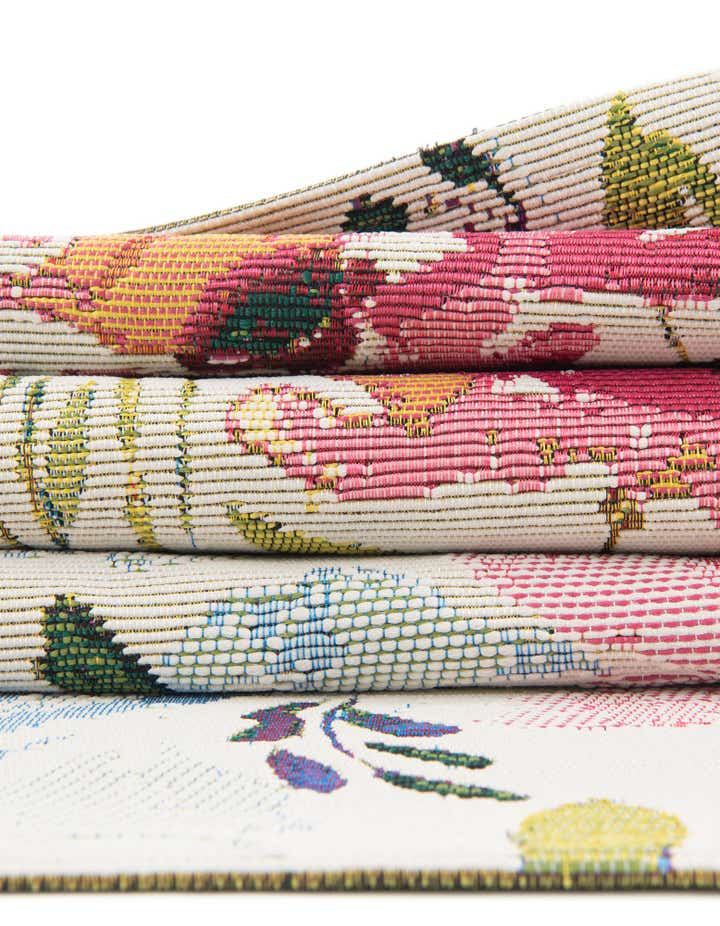 4' x 6' Easy-Clean Botanical Indoor / Outdoor Rug