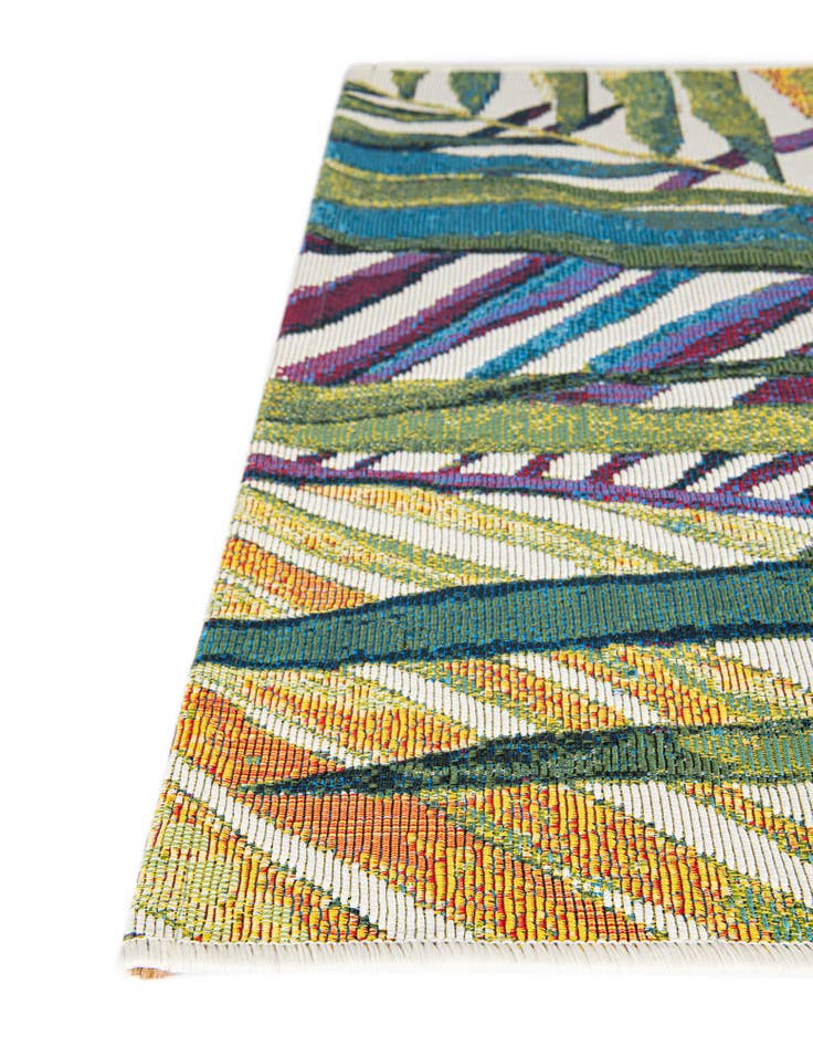 Detail image of 9' x 12'  Washable Botanical Indoor / Outdoor Rug