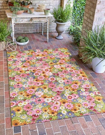 3' 3 x 5' 3 Easy-Clean Botanical Indoor / Outdoor Rug