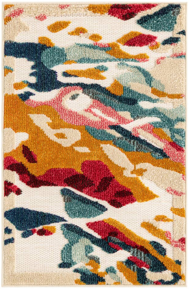 Detail image of 2' x 3' Easy-Clean Casablanca Indoor / Outdoor Rug
