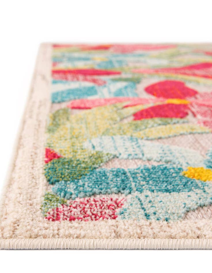 Detail image of 9' x 12' Easy-Clean Casablanca Indoor / Outdoor Rug