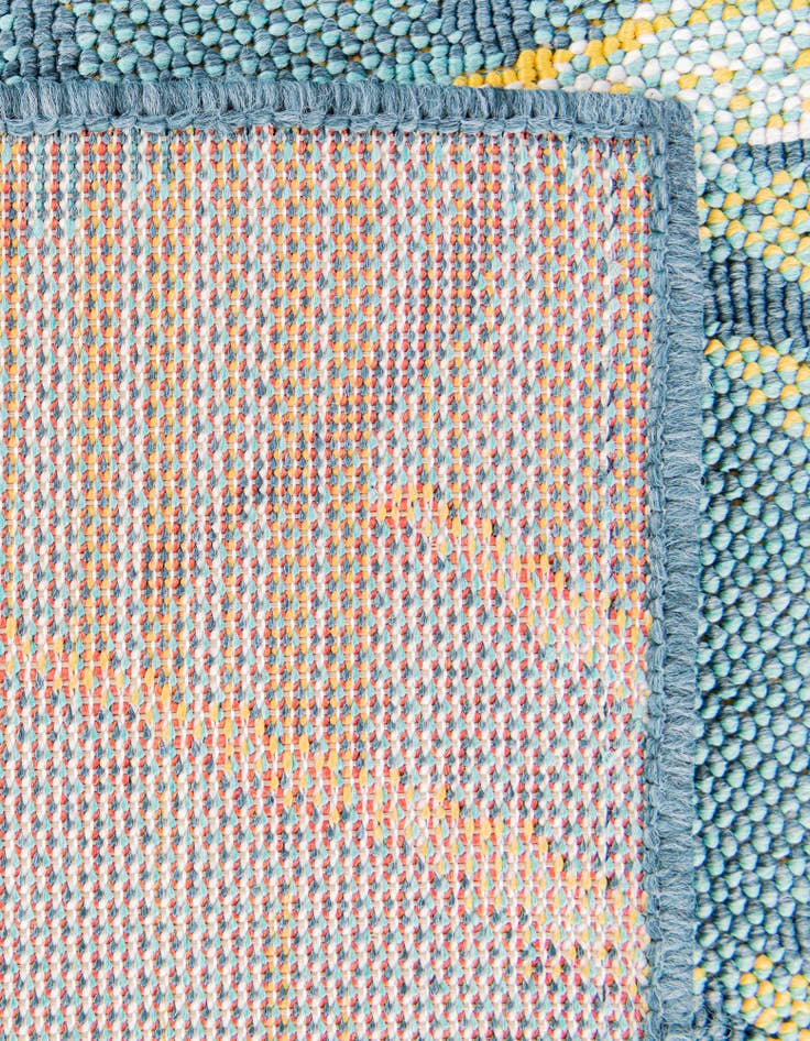 Detail image of 2' x 3' Easy-Clean Coastal Indoor / Outdoor Rug