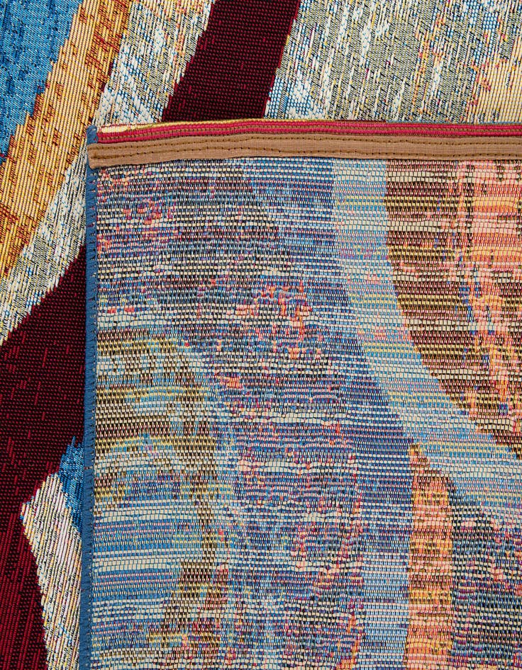 Detail image of 5' 3 x 7' 6 Washable Modern Indoor / Outdoor Rug