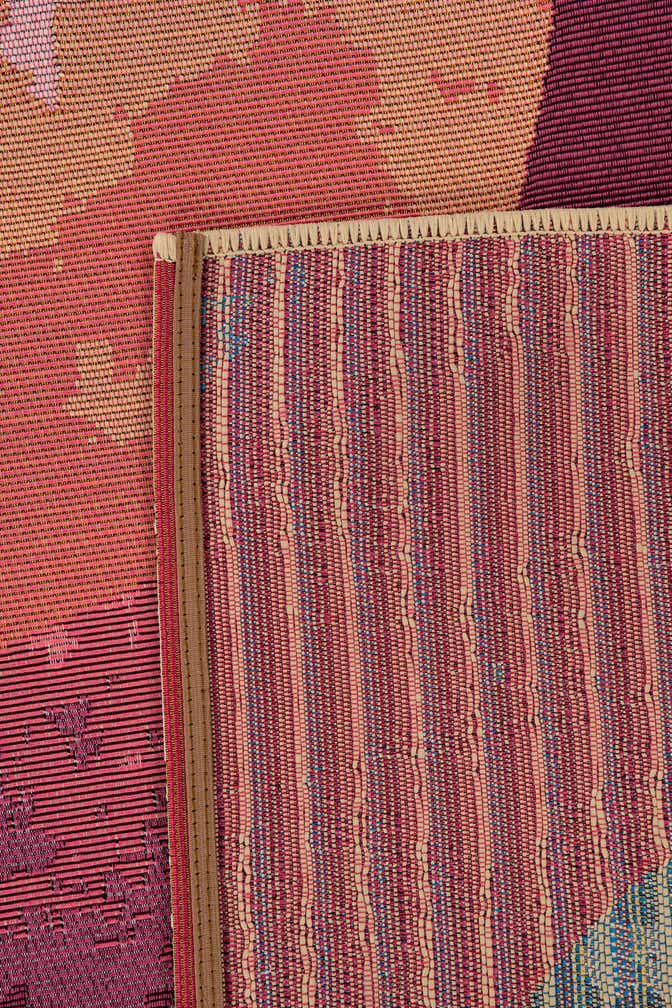 5' 3 x 7' 6 Easy-Clean Modern Indoor / Outdoor Rug