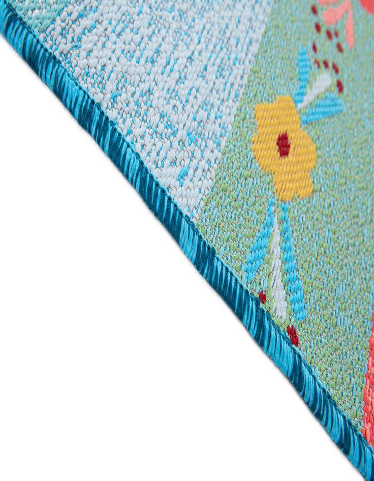 Detail image of 5' x 6' 8 Washable Modern Indoor / Outdoor Rug