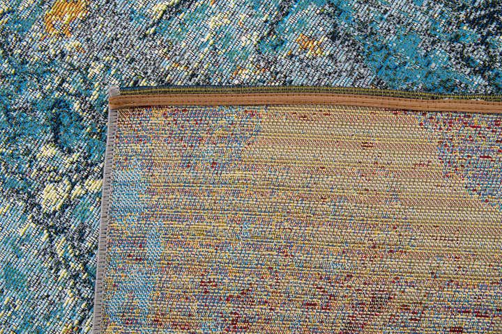 5' 2 x 7' 8 Easy-Clean Modern Indoor / Outdoor Rug