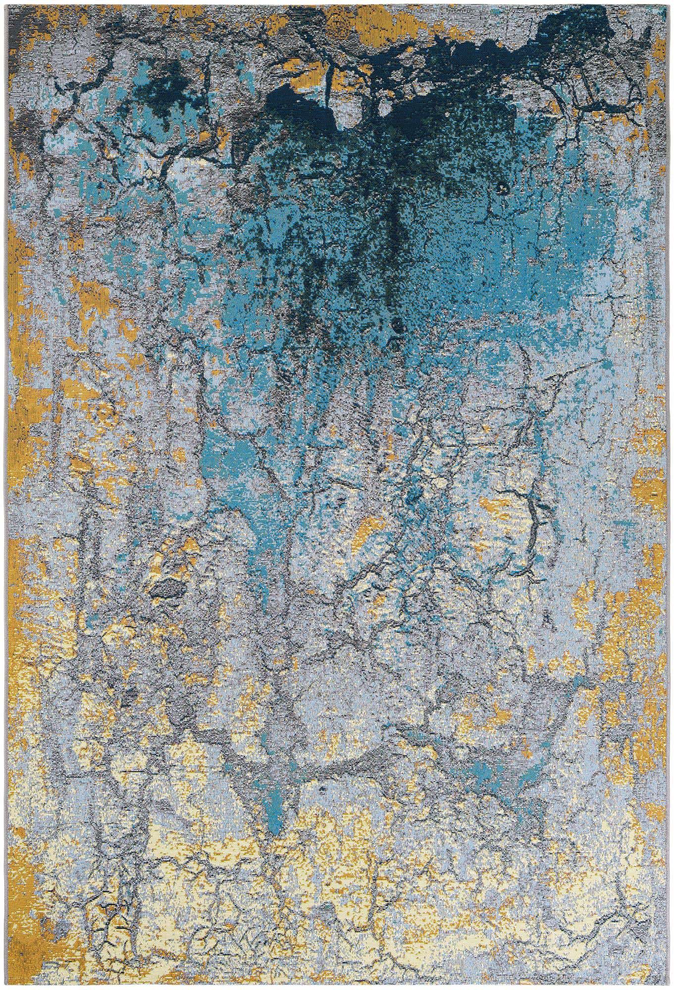 5' 2 x 7' 8 Easy-Clean Modern Indoor / Outdoor Rug