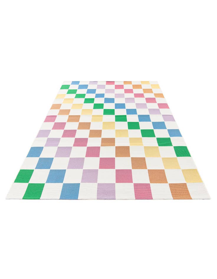 Detail image of 5' 4 x 7' 6 Easy-Clean Modern Indoor / Outdoor Rug