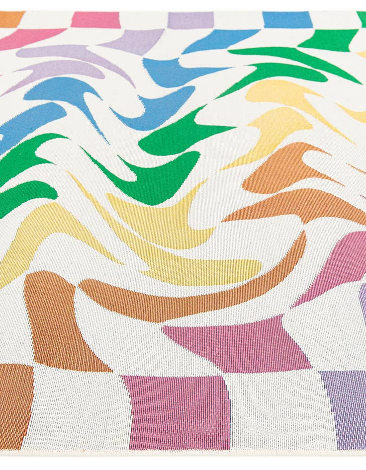 Detail image of 5' 4 x 7' 6 Washable Modern Indoor / Outdoor Rug