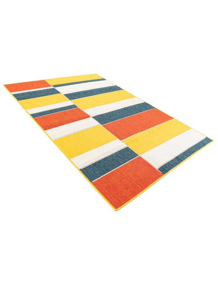 Detail image of 5' 3 x 7' 6  Washable Modern Indoor / Outdoor Rug
