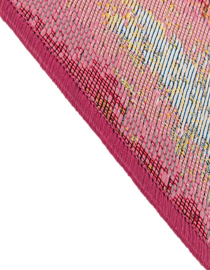 Detail image of 5' 3 x 8'  Washable Modern Indoor / Outdoor Rug