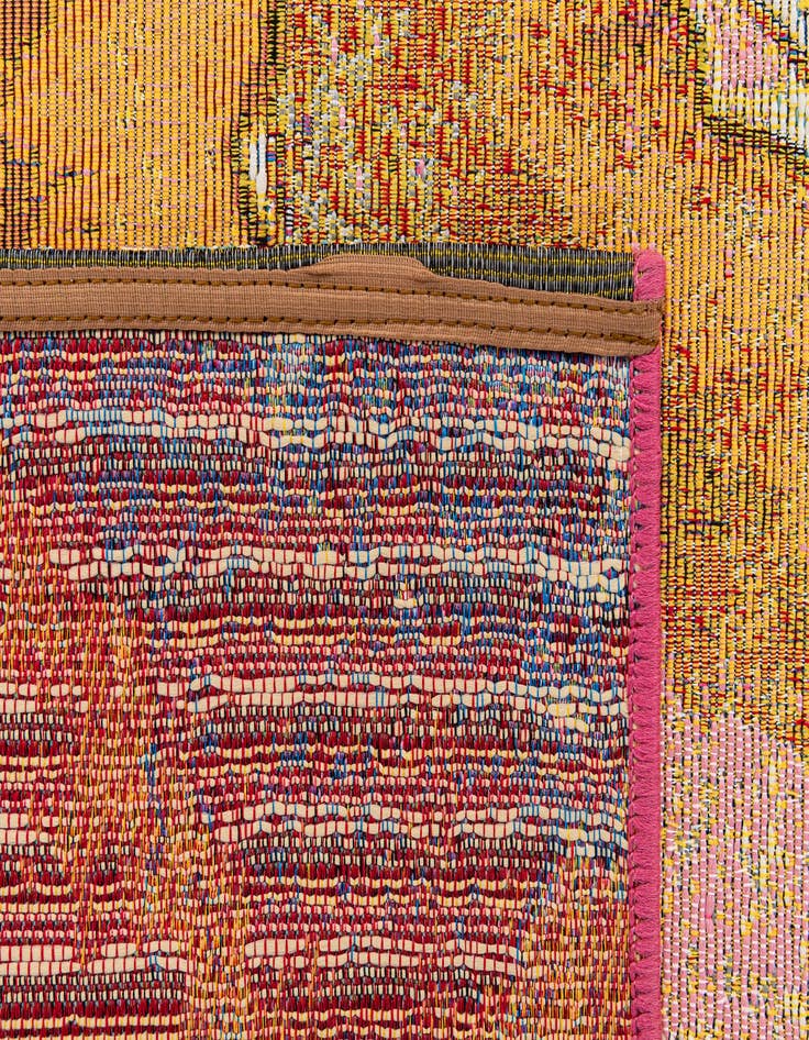 Detail image of 5' 3 x 8'  Washable Modern Indoor / Outdoor Rug