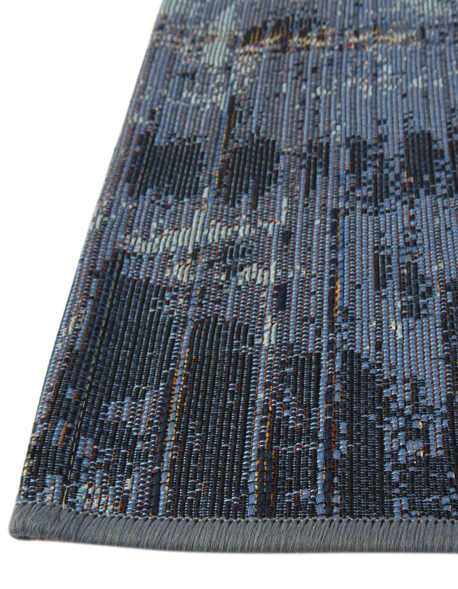 Detail image of 160cm x 245cm Modern Indoor / Outdoor Rug