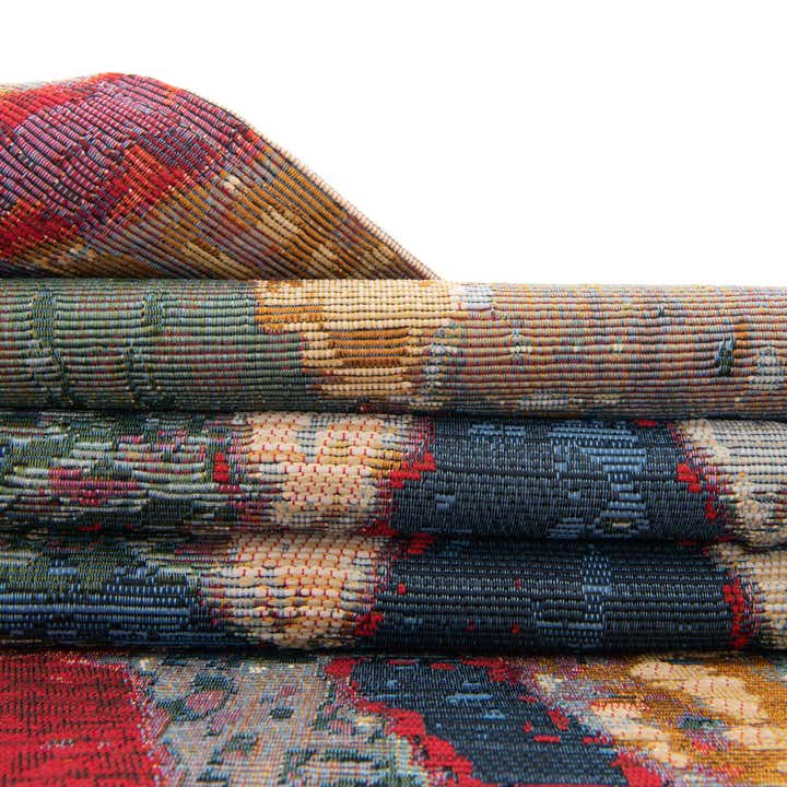 6' x 9' Easy-Clean Modern Indoor / Outdoor Rug