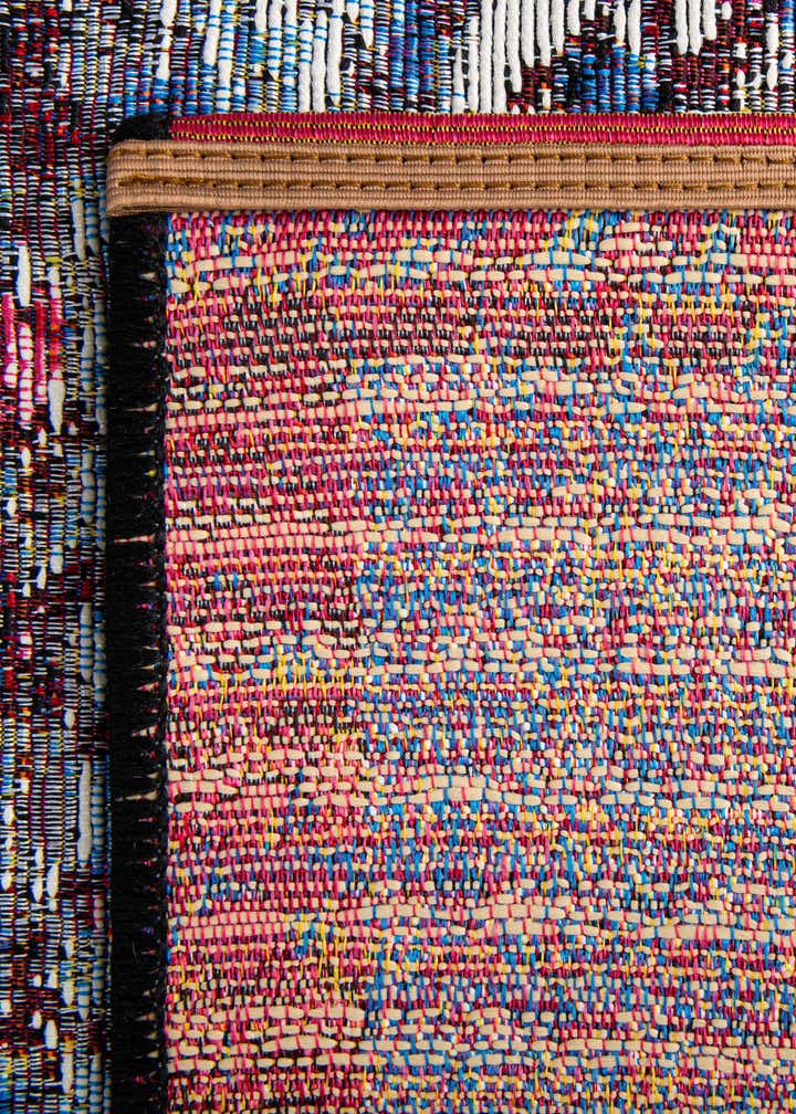 2' x 3' Easy-Clean Modern Indoor / Outdoor Rug