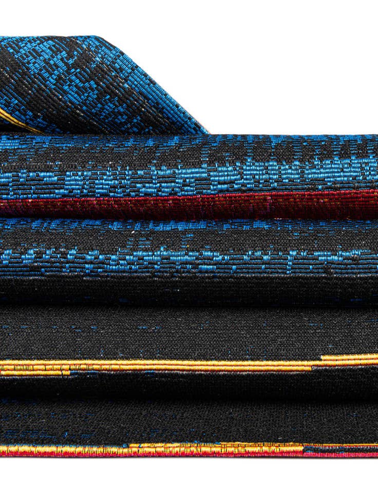 Detail image of 5' x 7' Easy-Clean Modern Indoor / Outdoor Rug