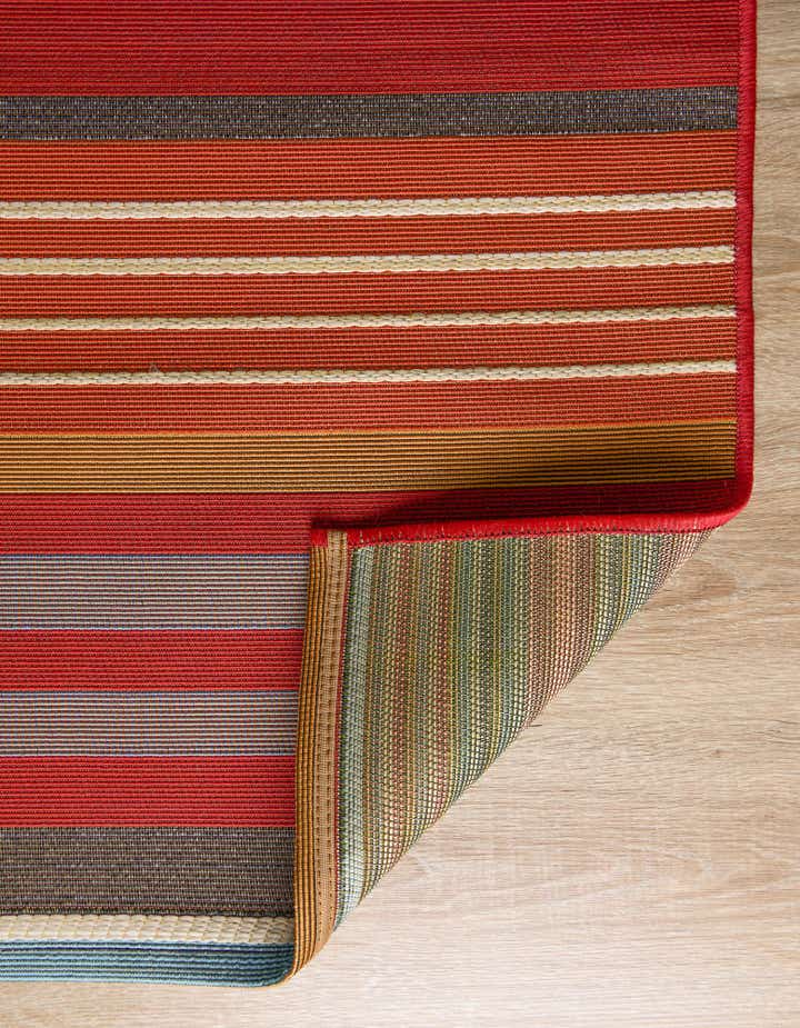 5' 3 x 8' Easy-Clean Modern Indoor / Outdoor Rug