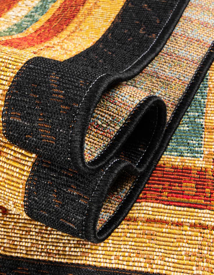 Detail image of 4' x 6'  Washable Modern Indoor / Outdoor Rug