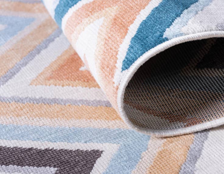 Detail image of 9' x 12' Easy-Clean Oasis Indoor / Outdoor Rug