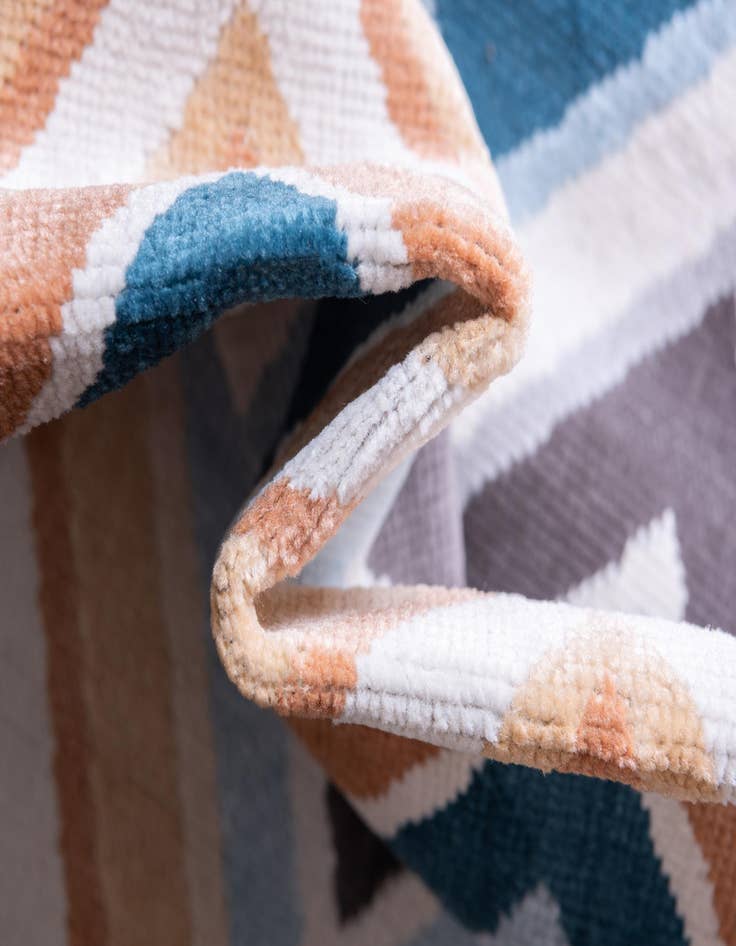 Detail image of 9' x 12'  Washable Oasis Indoor / Outdoor Rug