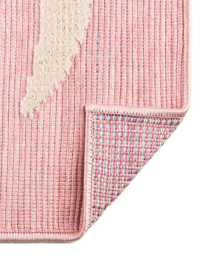 Detail image of 5' 3 x 7' 7 Washable Indoor / Outdoor Rug