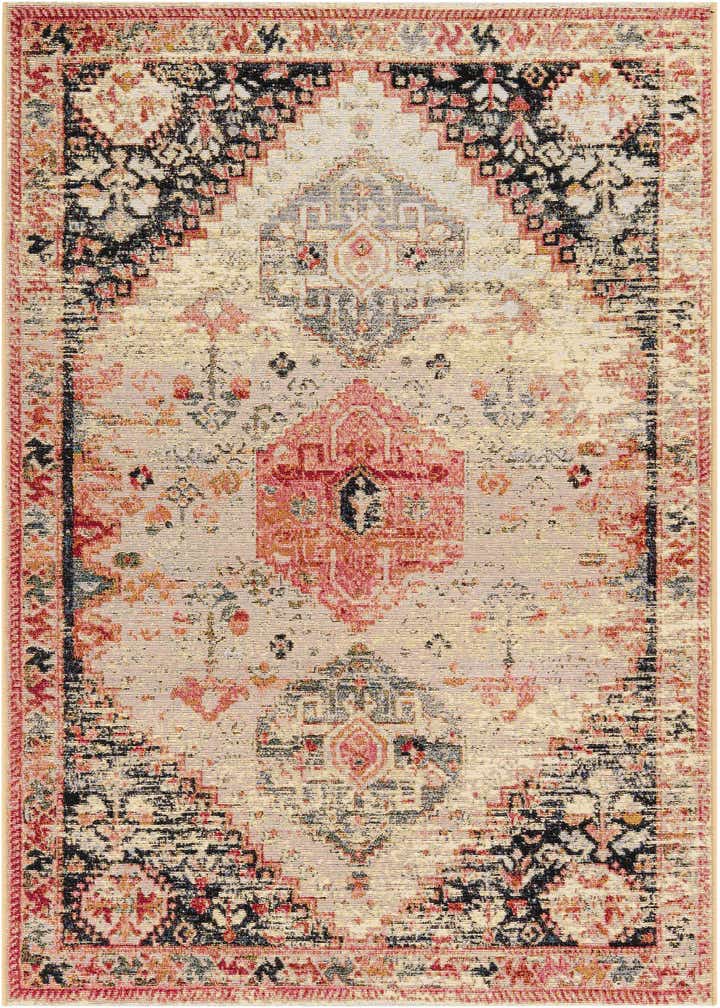 4' x 6' Easy-Clean Traditional Indoor / Outdoor Rug