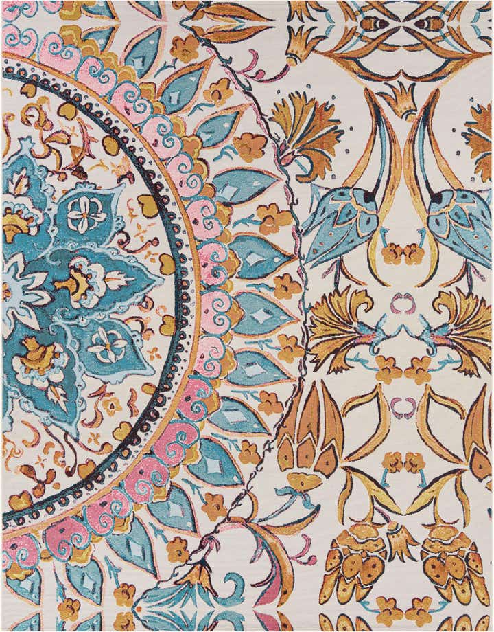8' x 10' Easy-Clean Traditional Indoor / Outdoor Rug