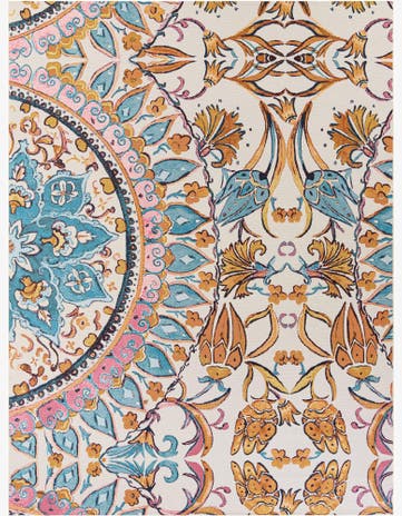 Easy-Clean Traditional Indoor / Outdoor Rug