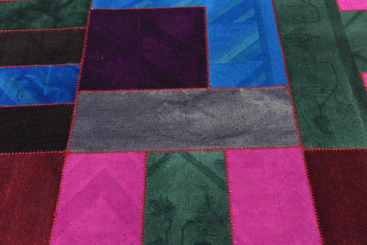 Detail image of 7' 2 x 9' 10 Hand Woven Patchwork Wool Rug